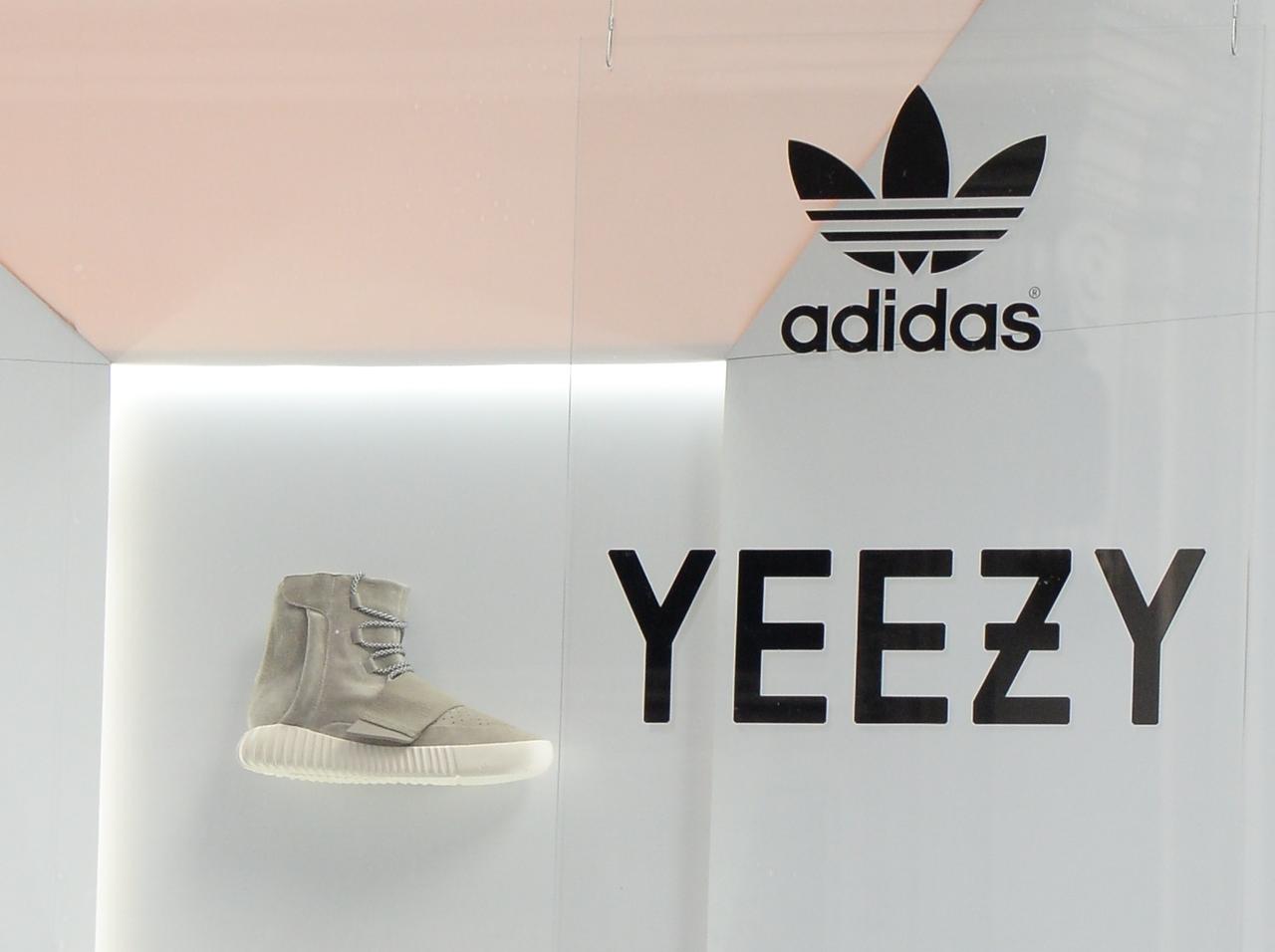 「事業を即刻停止します」アディダス、カニエ・ウェストとのパートナーシップを終了へ