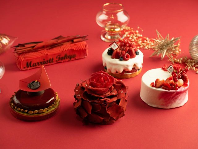 東京マリオットホテル2022年クリスマスケーキ、“真っ赤なバラ”のケーキや“ヴィーガン”ショートケーキが登場