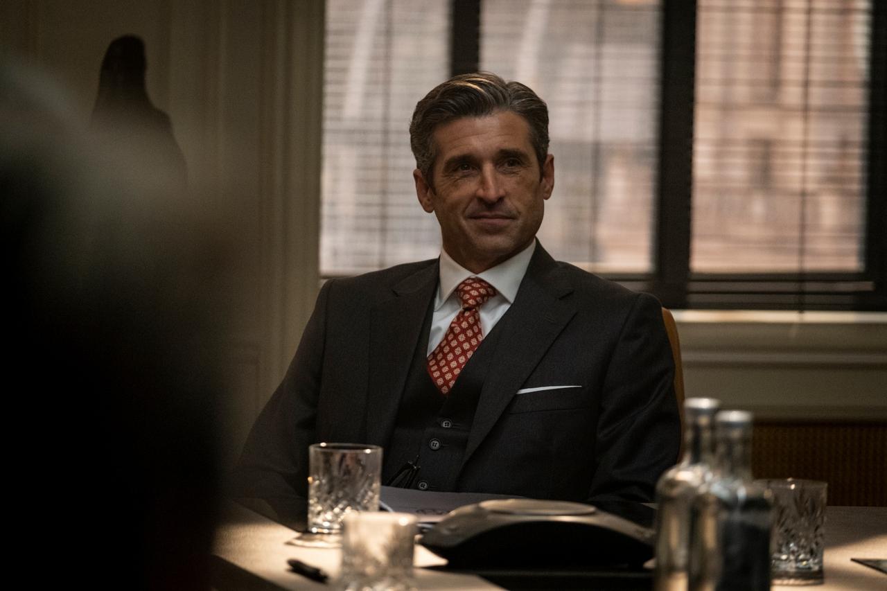 “イケオジ”パトデンの「悪魔の微笑」が『ＤＥＶＩＬＳ～金融の悪魔～』シーズン2でカムバック【予告編＆場面写真】