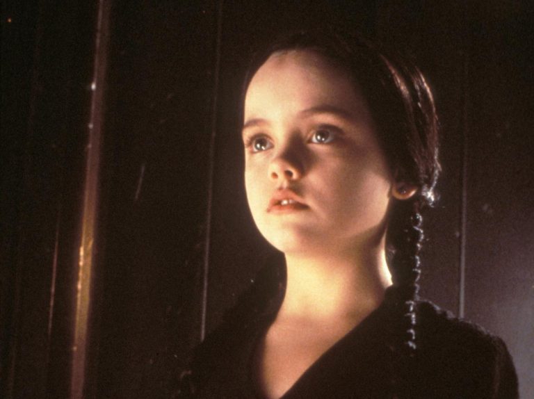 『アダムス・ファミリー2』取材で「生理は来たか」…、子役の“皮肉”返しがリアルウェンズデー