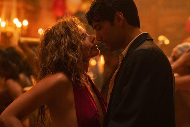 映画『バビロン』日本公開日が2023年2月10日に決定！ブラピとマーゴットが破滅するほどの「夢」に生きる