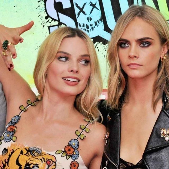 マーゴット・ロビー、親友カーラ・デルヴィーニュと会ったあとに「泣いていた」という噂を完全否定