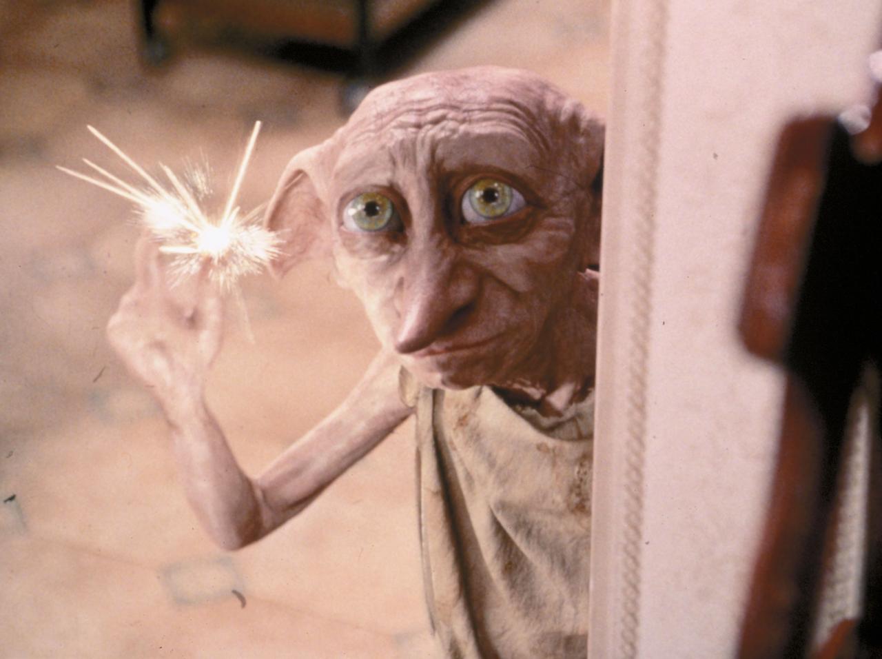 『ハリー・ポッター』ドビーの“靴下”が原因で現実世界に問題発生