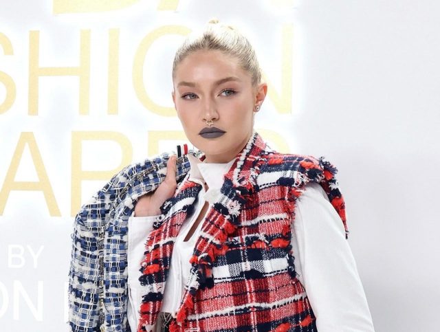 ジジ・ハディッドが“セプタムピアス”？優等生なジジの意外な姿が目撃される