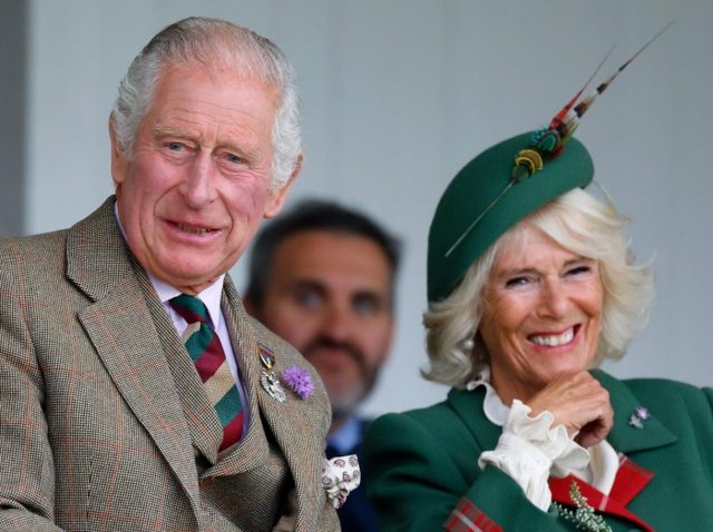 カミラ王妃、ドラマでチャールズ国王を演じる俳優を見て放った「ひと言」がさすが