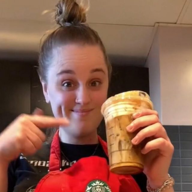 スターバックスのバリスタがオススメ、「史上最高のクリスマスドリンク」が飲んでみたい！