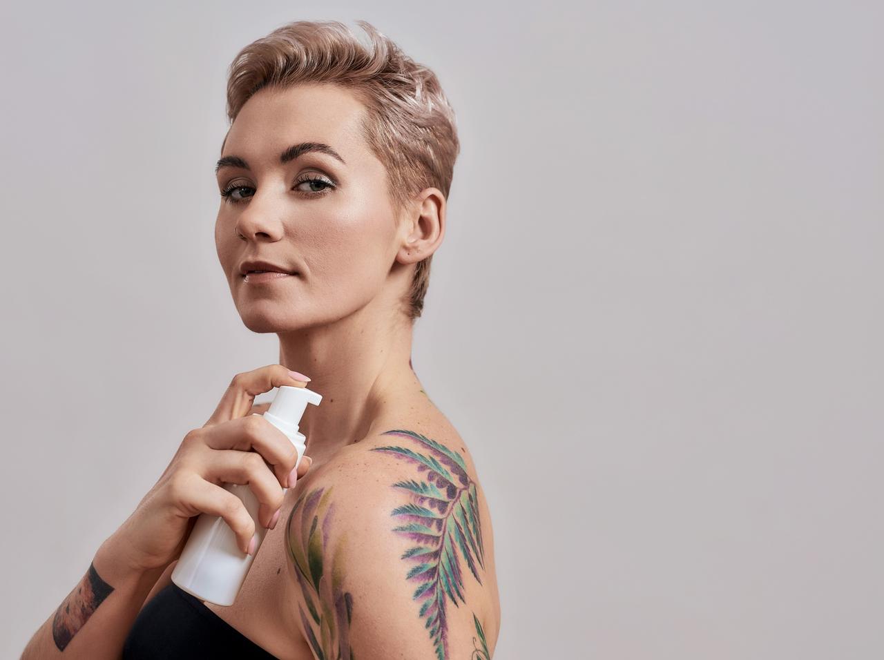 タトゥー後のケアに特化!アフターケアを専門にした美容ブランドが海外で増加中