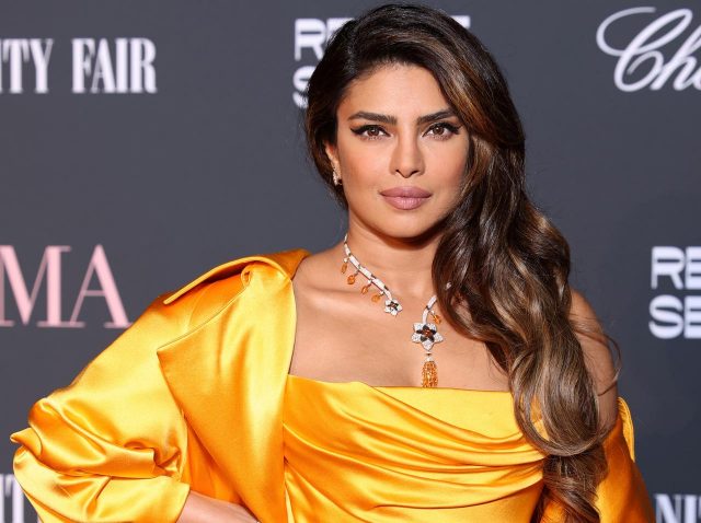 インド映画で女性の賃金は男性の「10分の1」、プリヤンカー・チョープラーが告白