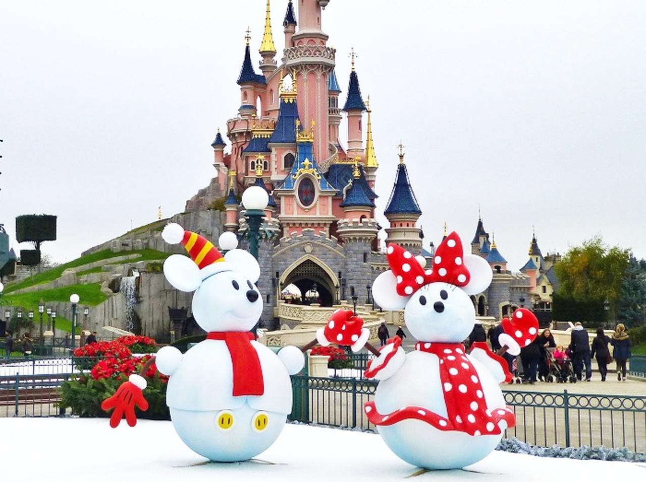 ディズニーランド、雪の日にキャストが「密かにやっていたこと」にゲストが驚がく