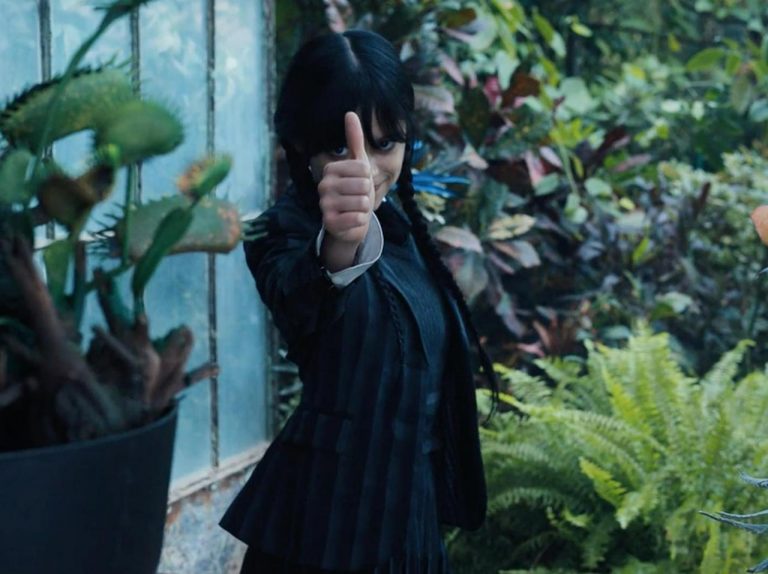 『ウェンズデー』旋風が止まらない!ゴールデン・グローブ賞でジェナ・オルテガが最年少受賞なるか