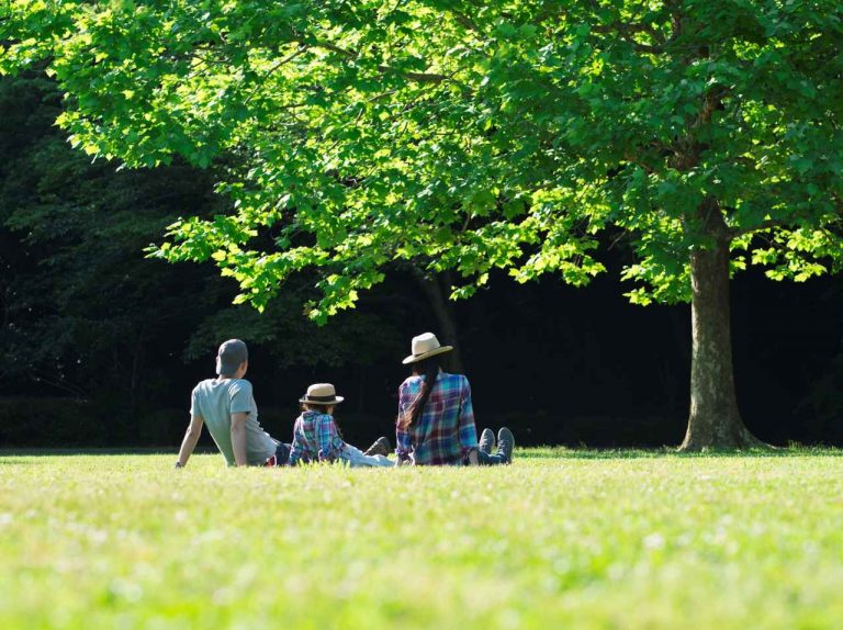 「Quiet Quitting（静かにやめる）」とは？ 仕事＝人生じゃない、“必要以上に頑張らない”働き方