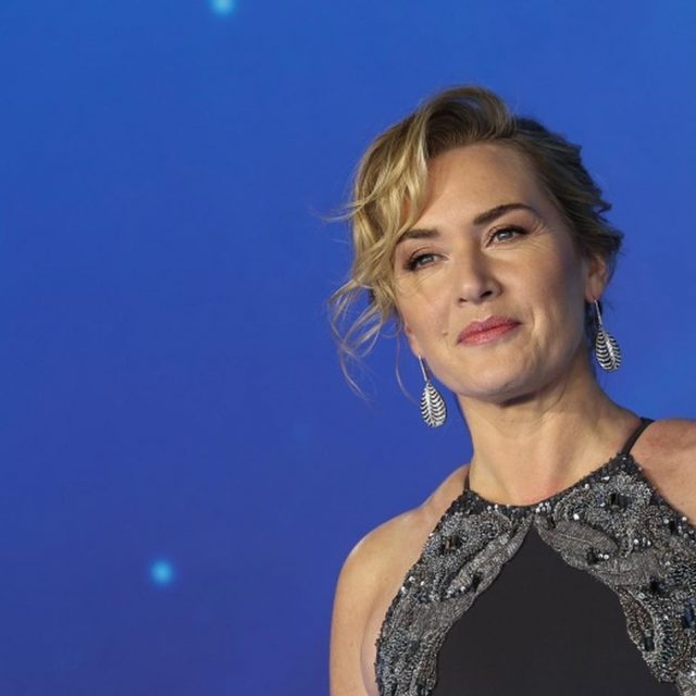 ケイト・ウィンスレット、『アバター』のプレミアで7年前に着用していたドレスを着回し