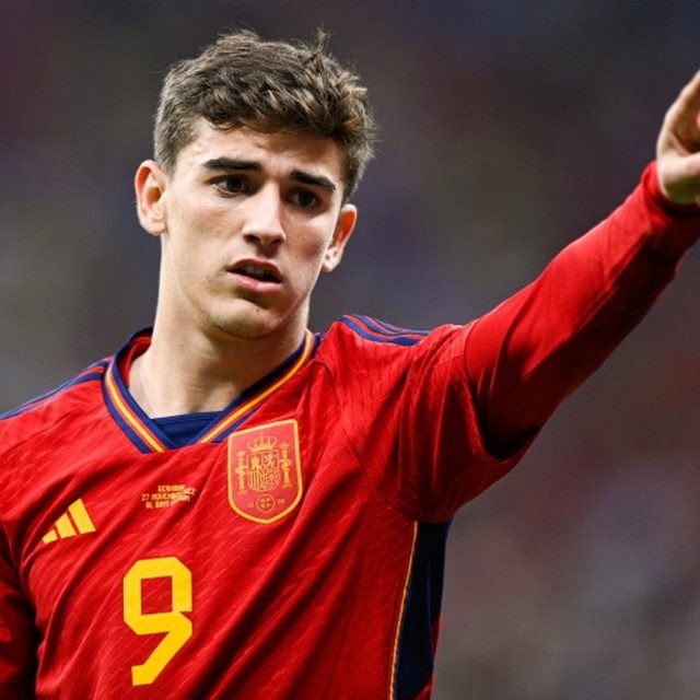 【W杯】日本と対戦するスペイン代表の18歳ガビの「年俸」がエグい