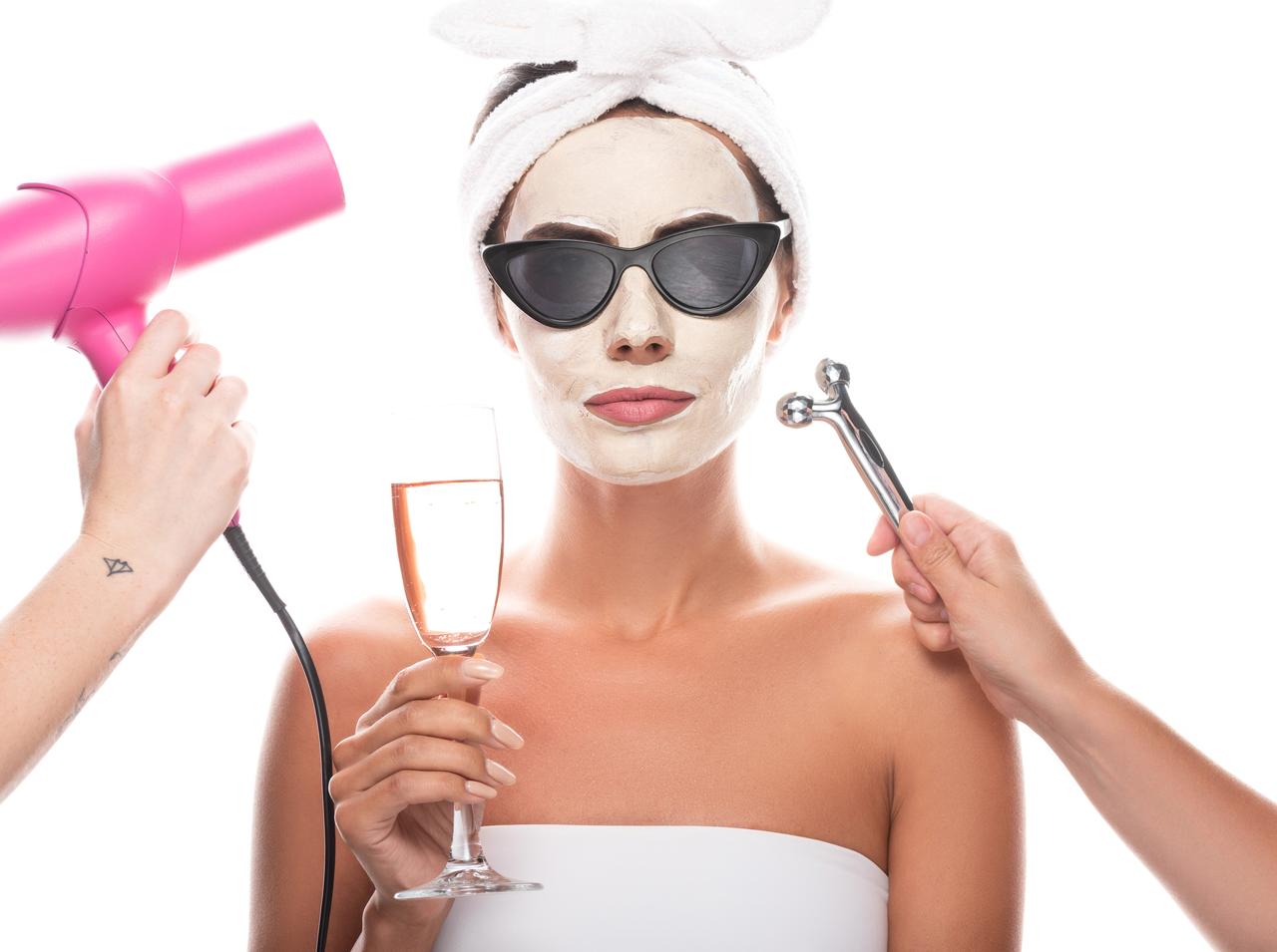 飲みすぎた日のスキンケアでこれだけはやって!皮膚科医が教えるケアの心得