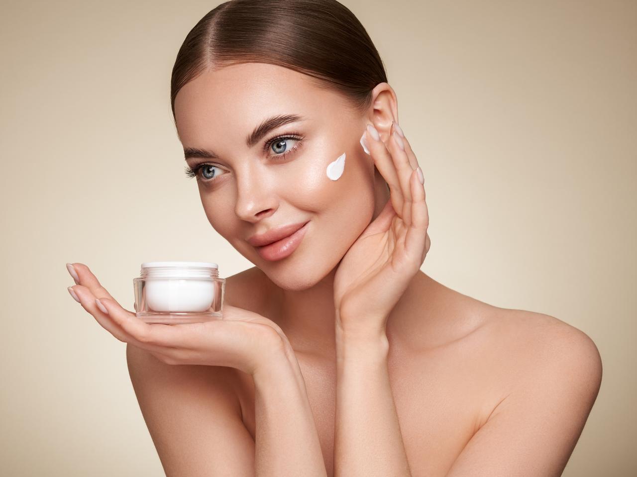 化粧ノリの悪さは「乾燥」が原因!メイク前の正しい保湿方法