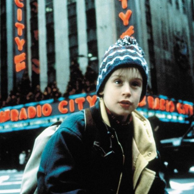 『ホーム・アローン2』の出演者たちは今どうしてる？子役マコーレーなどまとめ…
