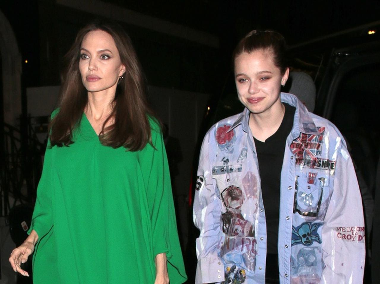 アンジェリーナ・ジョリー、娘同伴で「注目の若手俳優」とカフェで会う