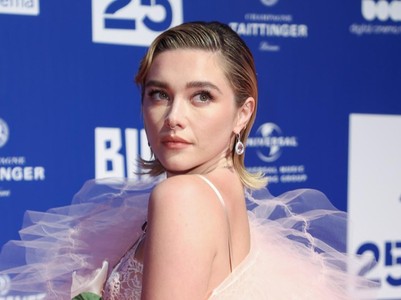 「私の乳首がそんなに気に障る？」乳首丸見えのシースルードレスを着用したマーベル俳優の反論がかっこよすぎた