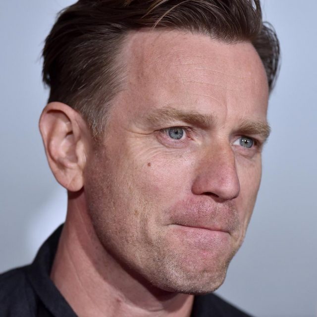 ユアン・マクレガーが2回も“泣いた”！『スター・ウォーズ』ドラマで何があった？