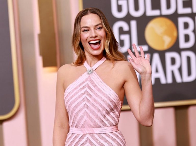ドレス制作に費やされた時間に気が遠くなる、マーゴット・ロビー着用ドレス【ゴールデン・グローブ賞2023】