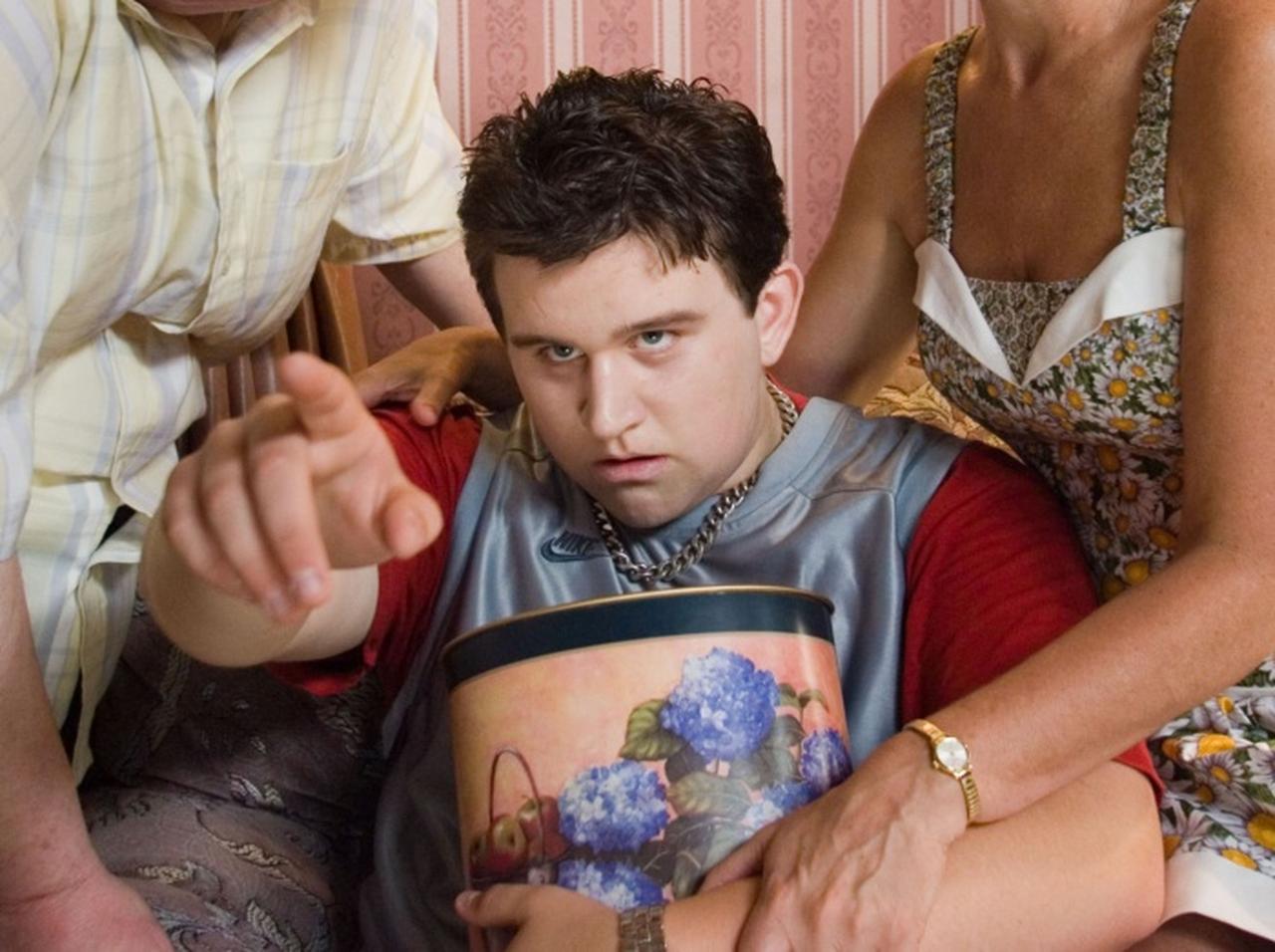 『ハリー・ポッター』ダドリー役、原作者の炎上騒動に意見