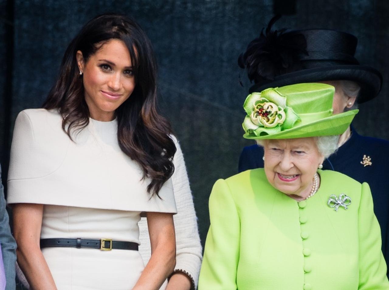メーガン妃、エリザベス女王と初めて会ったときの「服装」を後悔