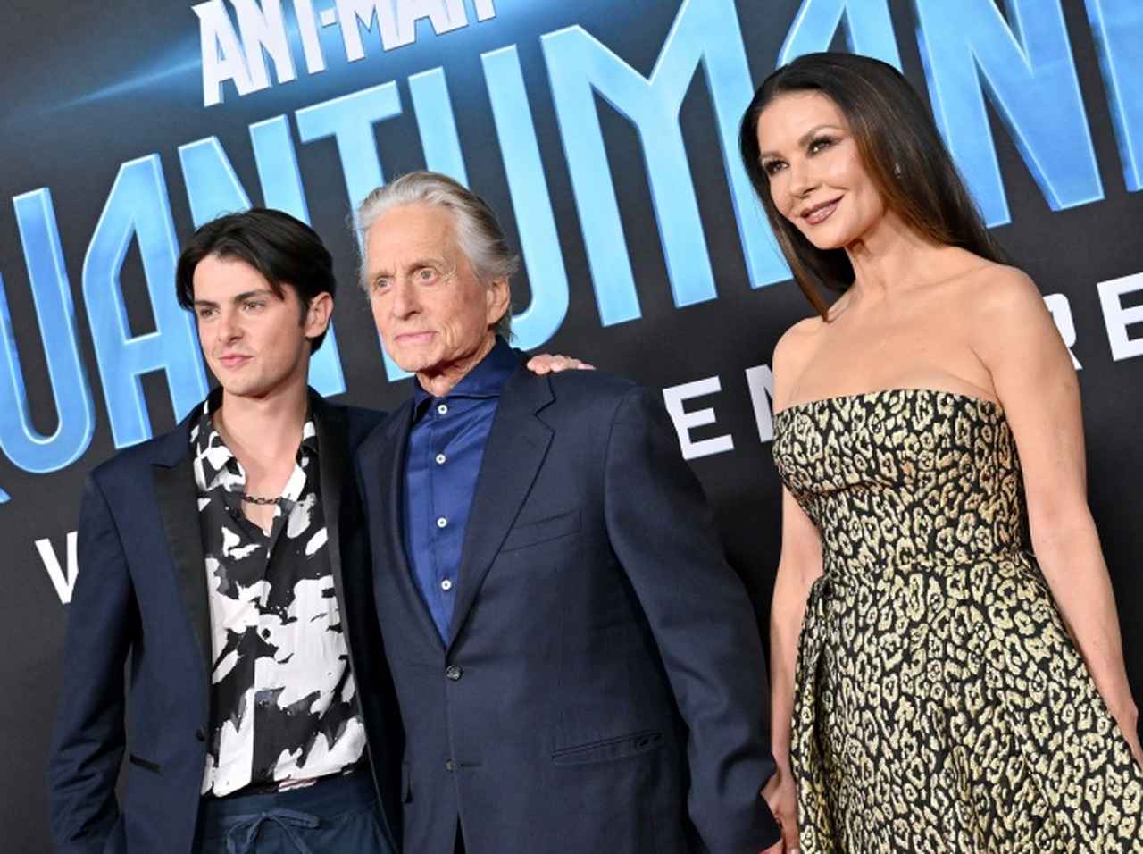 マイケル・ダグラス、“美形”と評判の22歳息子と『アントマン3』のプレミアに出席