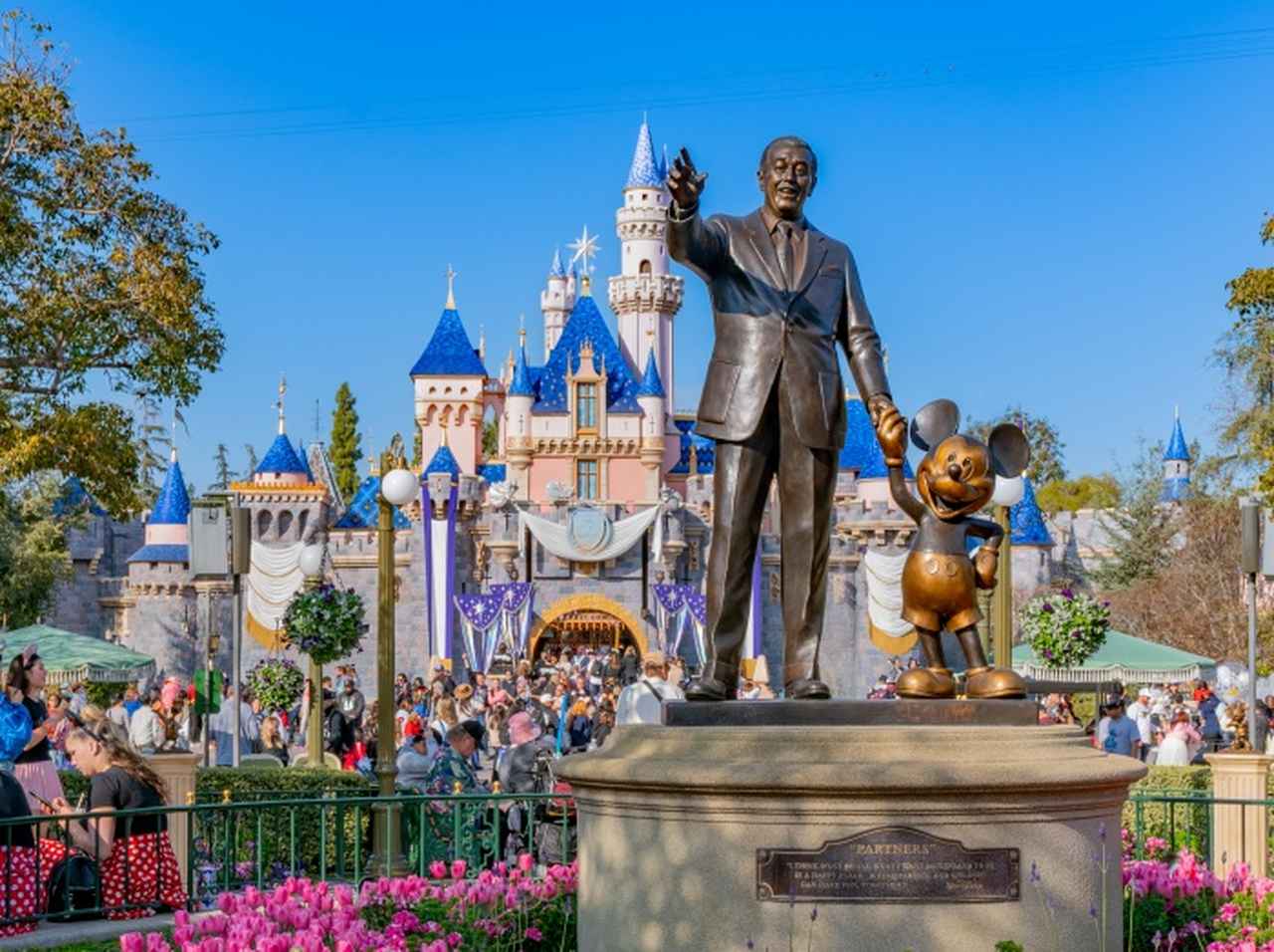 ディズニーランドで「マーベル俳優」に声をかけられた！ゲストの体験談が夢ありすぎ