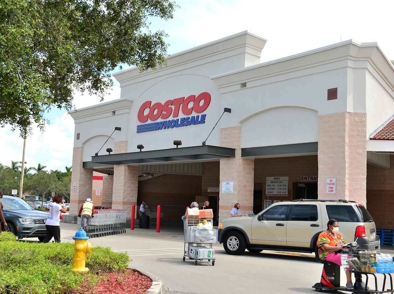 コストコ会員が「値上げの波」を感じた商品、確かに高い…！