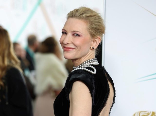 ケイト・ブランシェット、8年前に着用したドレスを再利用