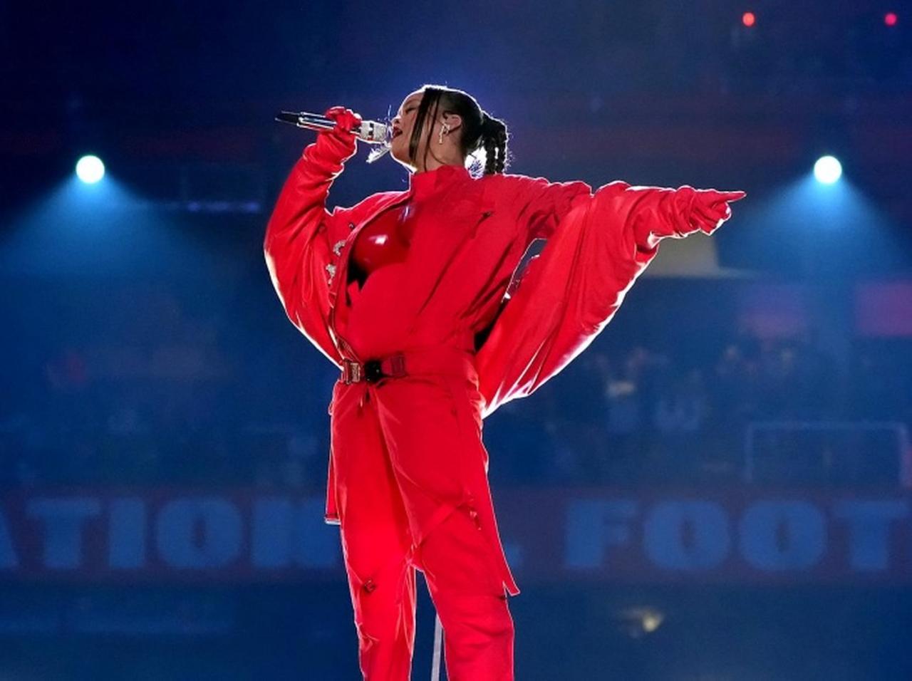 リアーナ、第2子の妊娠はハーフタイムショー関係者も知らなかった