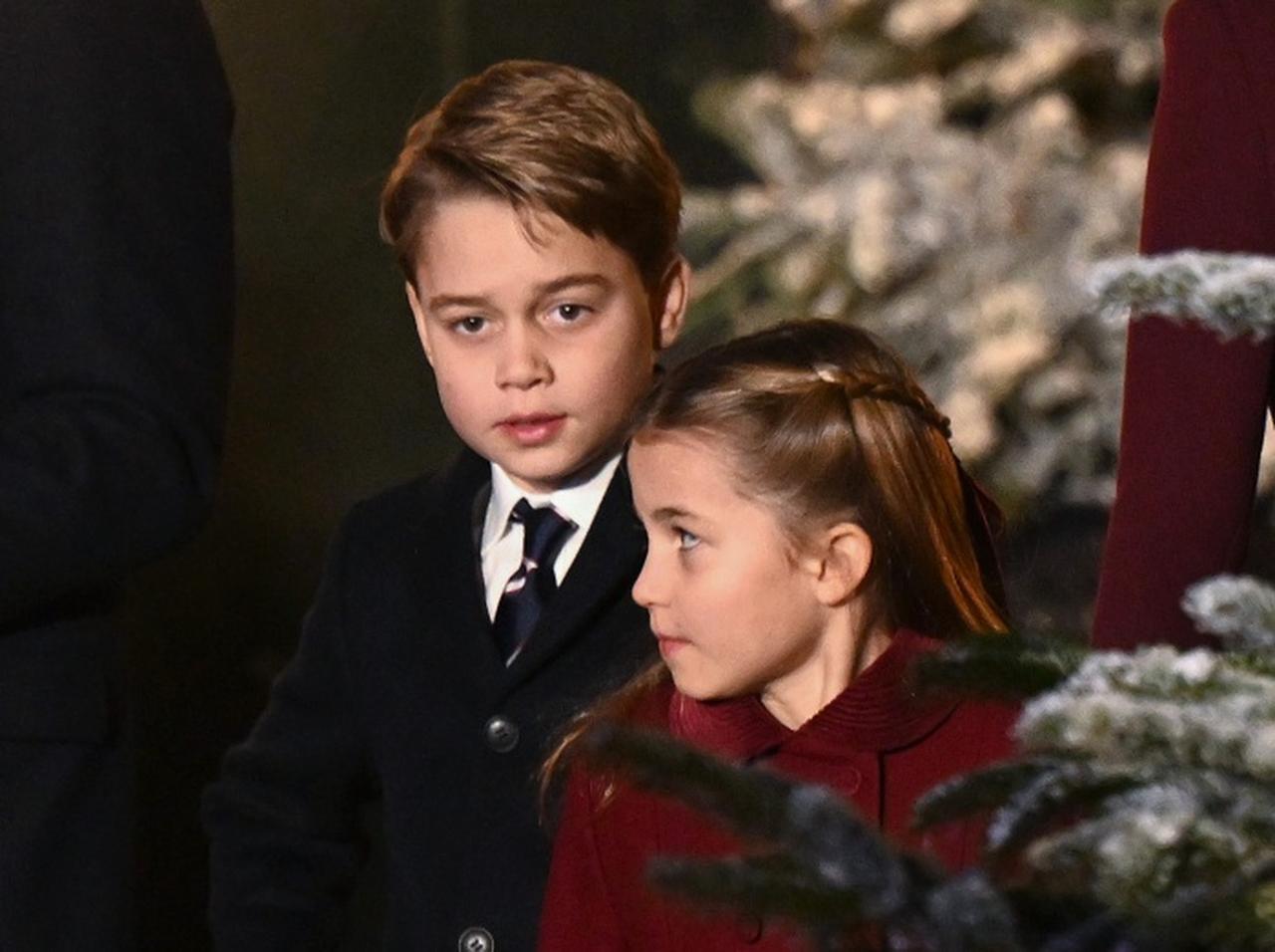 ジョージ王子&シャーロット王女、両親と一緒に「人気ドラマの撮影現場」を見学