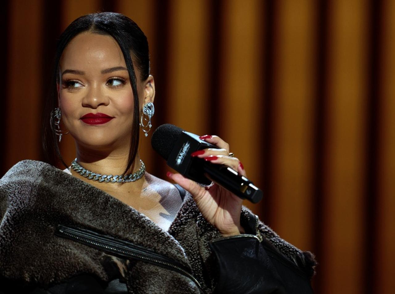 自分の歴史を13分に詰め込む予定! リアーナ、スーパーボウルのハーフタイムショー