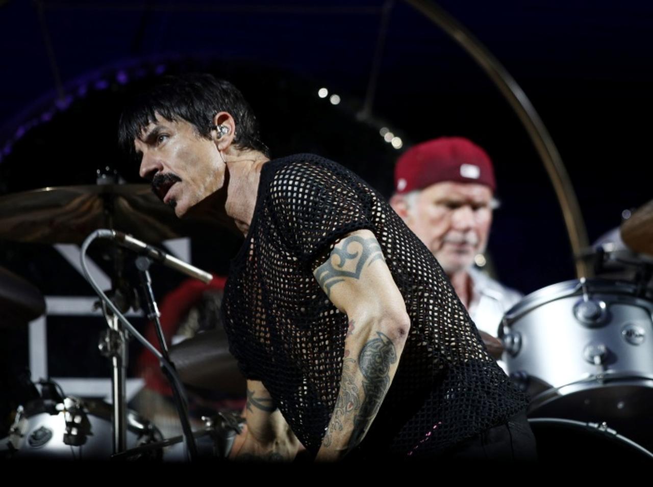 レッド・ホット・チリ・ペッパーズ、来日公演のプラチナ席特典グッズが豪華