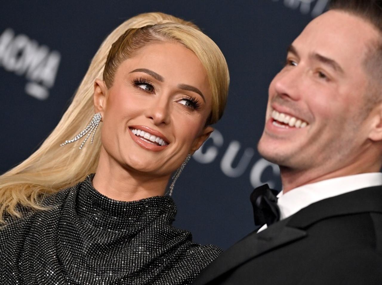 パリス・ヒルトン、夫と出会うまで自分が「アセクシャル」だと信じていた