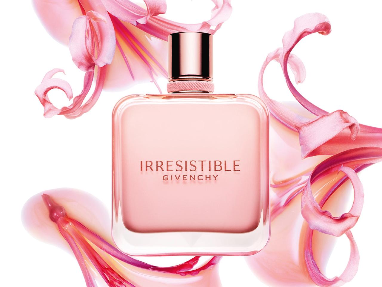 ジバンシイ、2023年春の新香水は“ミルキーでまろやかなローズの香り”「イレジスティブル オーデパルファム ローズ ベルベット」
