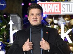 マーベル俳優が重傷を負ったホークアイ役ジェレミー・レナーのお見舞いへ、「予想外の姿」に驚く