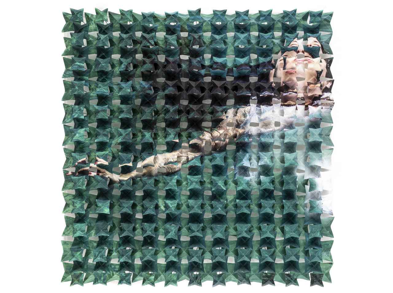 キューバ人アーティストのマベルポブレットの個展「WHERE OCEANS MEET」がシャネル・ネクサス・ホールで開催