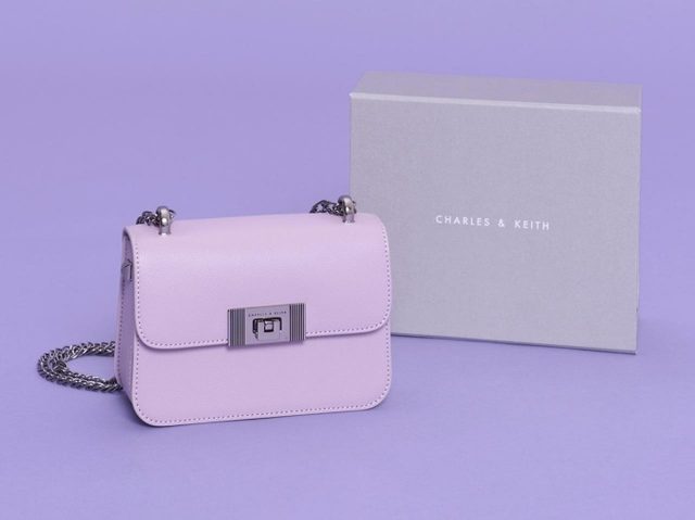 チャールズ＆キース、国際女性デーに人気バッグ「Alia」の特別カラーを発売