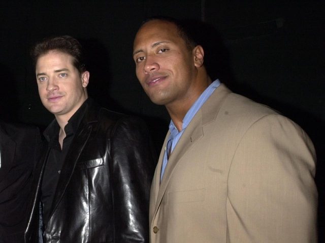 ドウェイン・ジョンソン、『ハムナプトラ2』で共演のブレンダン・フレイザーと再会を果たす