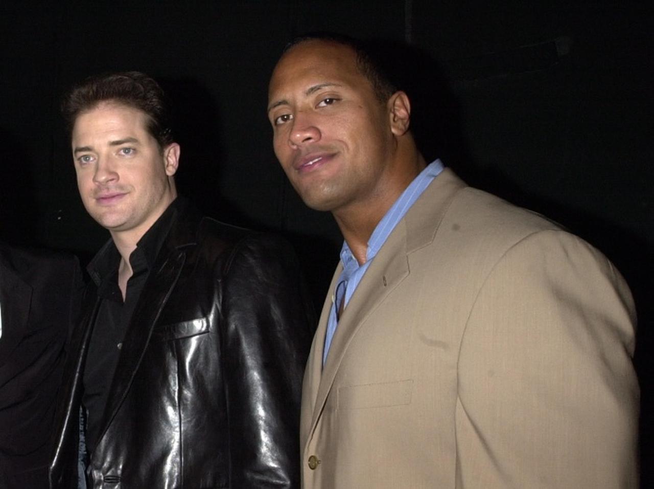 ドウェイン・ジョンソン、『ハムナプトラ2』で共演のブレンダン・フレイザーと再会を果たす