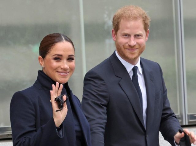 メーガン妃が初対面の人気俳優に「塩対応」だった理由にファンがたどり着く