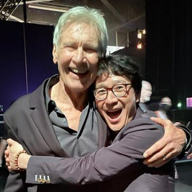 『インディ・ジョーンズ』撮影の合間にキー・ホイ・クァンがハリソン・フォードから「教わったこと」が微笑ましい