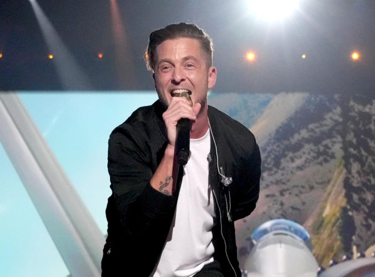 来日公演前に皇居ラン！『トップガン マーヴェリック』劇中歌を歌うライアン・テダー