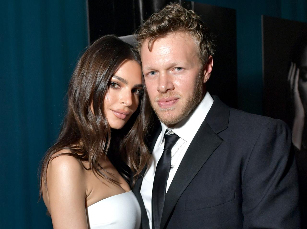 映画出演をエサに未成年を狙った疑い、エミラタの元夫セバスチャン・ベア=マクラードを複数女性が告発