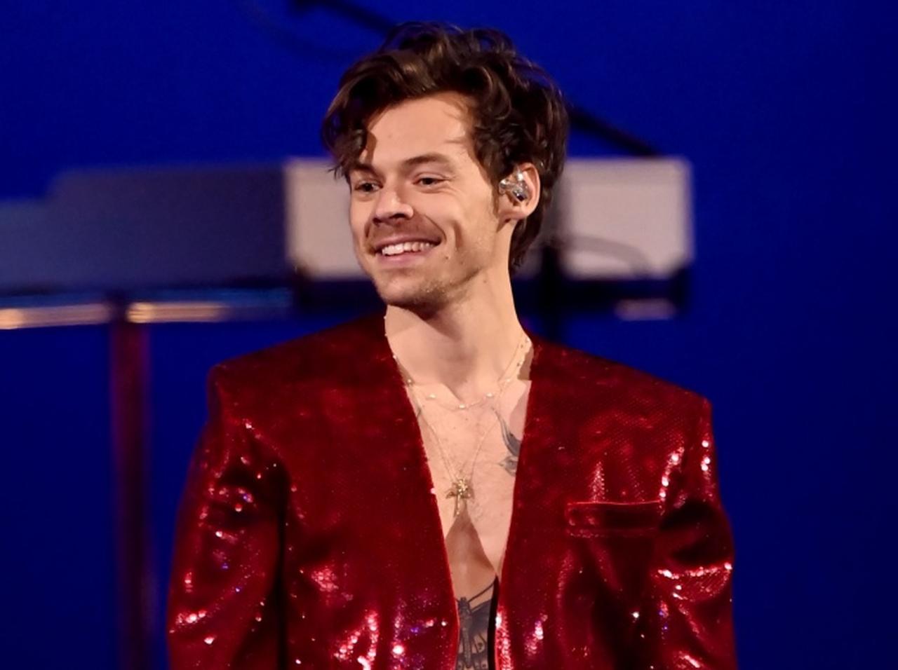 ハリー・スタイルズが実家に帰ったらまず最初にやることは？母が素顔を明かす