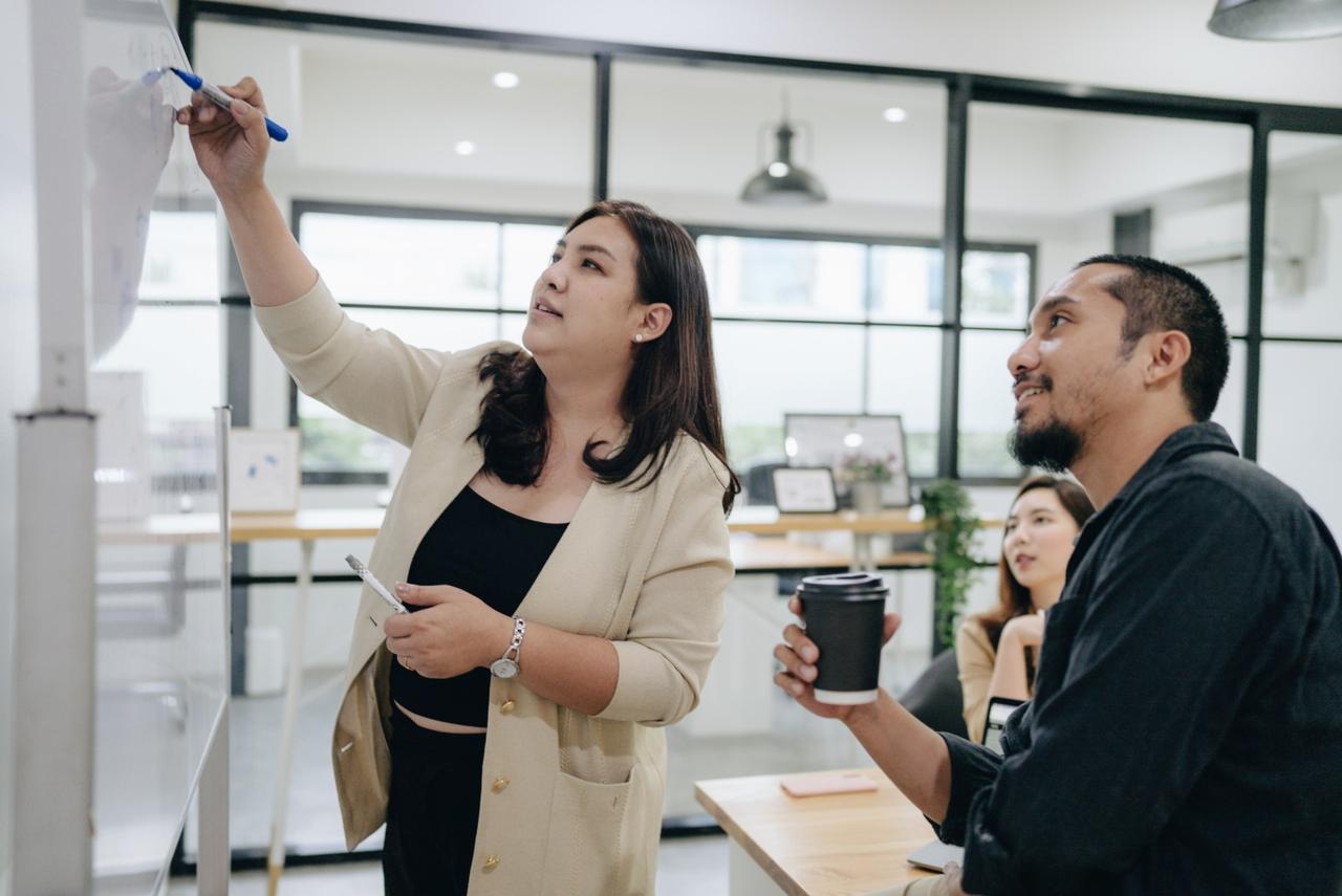 LGBTQ+が反映されたビジュアルは全体の1%未満、「レインボーウォッシュ」にならないビジュアル表現とは