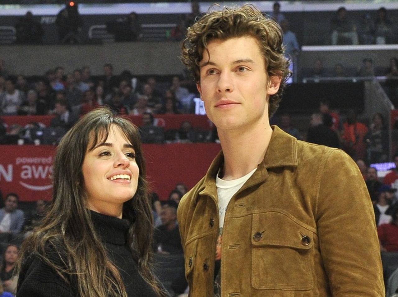 復縁した？してない？ショーン・メンデスとカミラ・カベロの「キスの真相」が明かされる