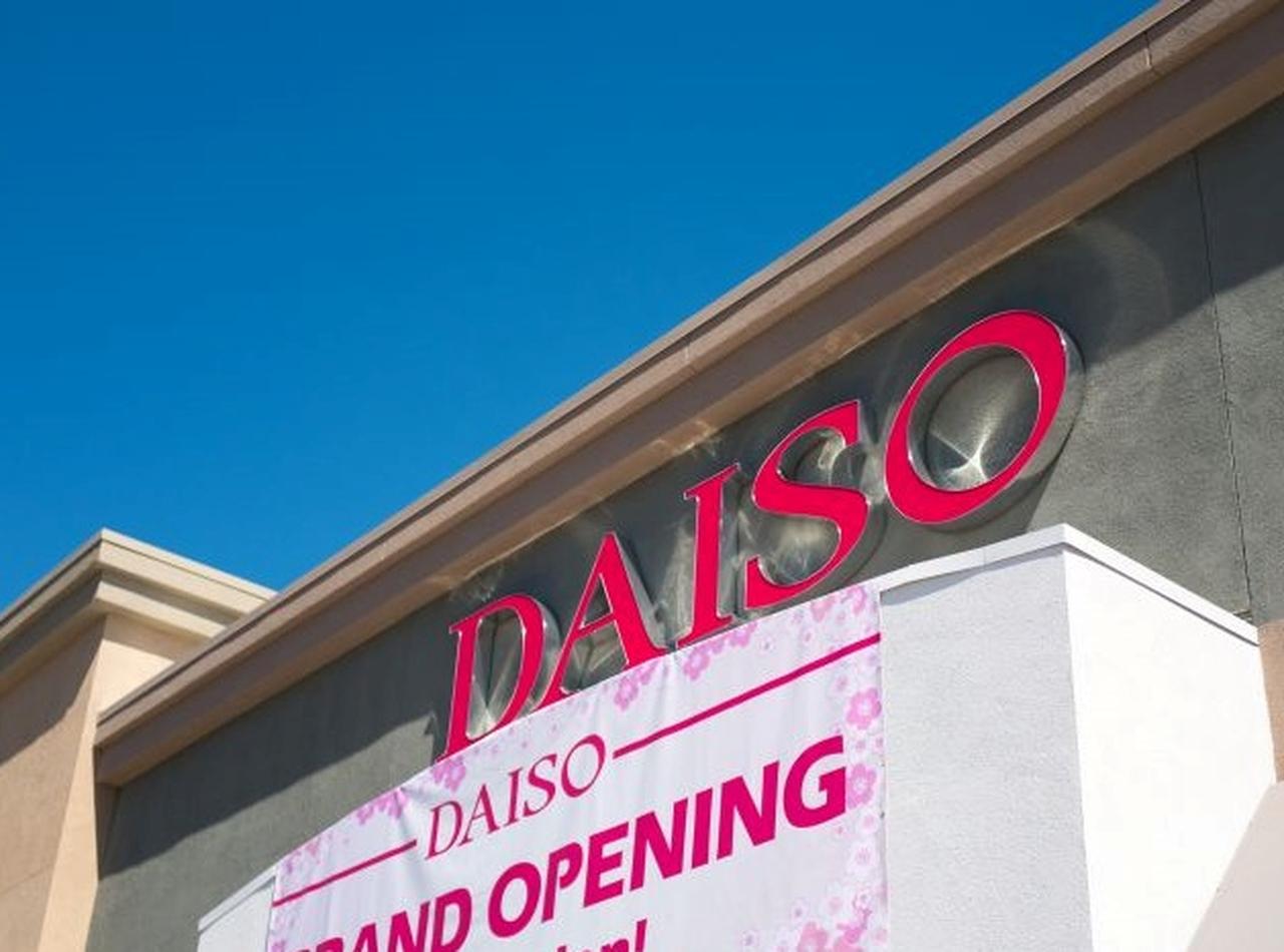 米ダイソーで1番人気の「便利アイテム」は? 生活の困りごとは万国共通だった