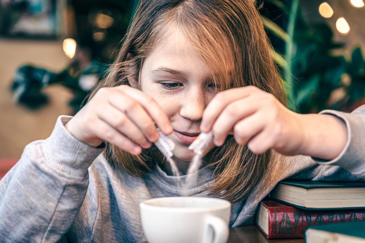 甘味料の愛好家に悲報、WHOが減量目的で砂糖代替品を使用しないよう勧告